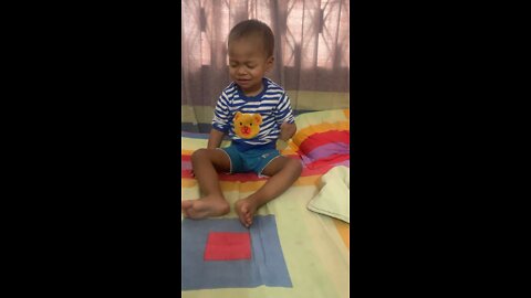 kids crying after waking up from sleep