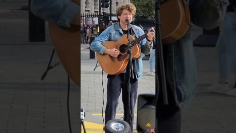 Andrew Duncan covers yellow by coldplay #busker