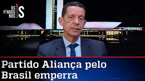 José Maria Trindade: Bolsonaro negocia ida para dois partidos