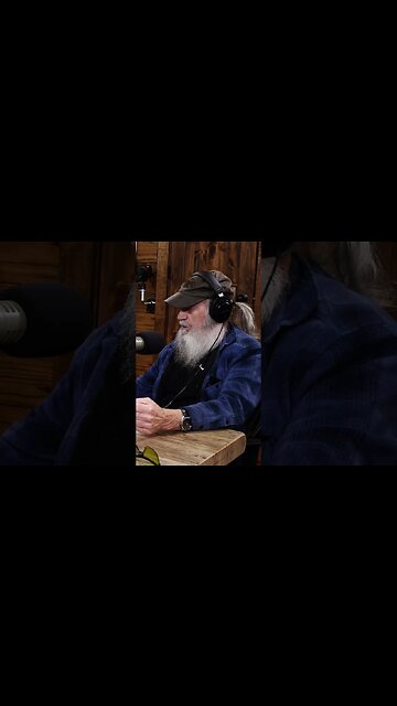 Uncle Si Is Scared of Jay Stone's Youngest Daughter