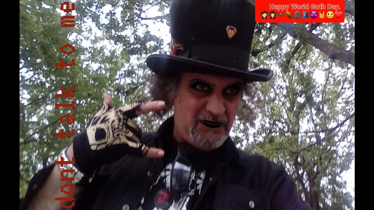 Wishing Everybody A Happy World Goth Day. ð§ââïļð§ââïļðĶâ°ðŠĶðĐððĪðâĪ