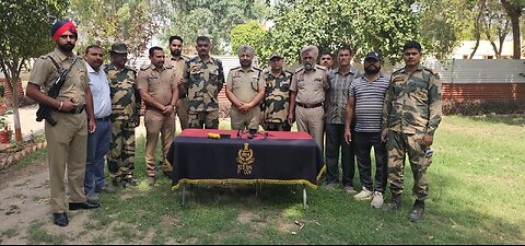 ਸਰਹੱਦੀ ਪਿੰਡ ਦੇ ਖੇਤਾਂ ਵਿੱਚੋਂ ਪਾਕਿਸਤਾਨੀ ਡ੍ਰੋਨ ਤੇ ਹੈਰੋਇਨ ਬਰਾਮਦ