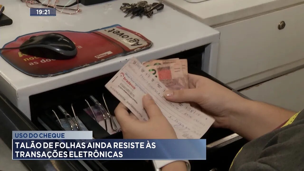 Uso do Cheque: Talão de Folhas ainda resiste às Transações Eletrônicas.