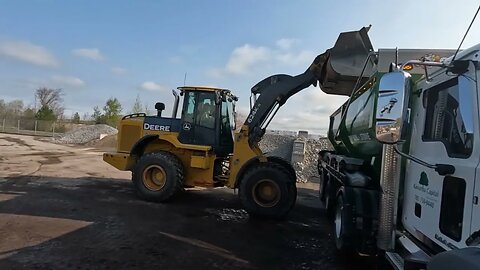 Truckin" (27-04-2023)