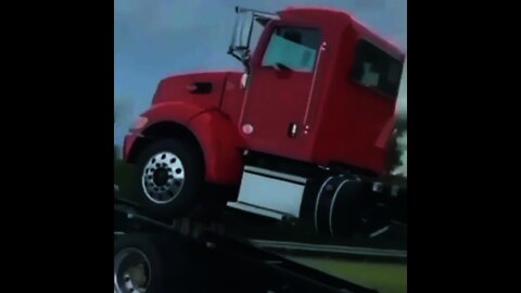 This guy's reaction is priceless 😂👌