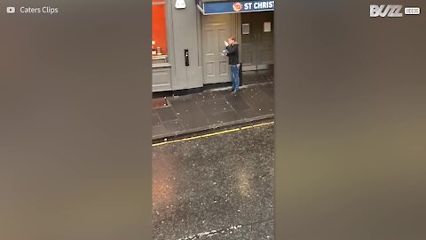 Homem tem a rotina mais previsível de todas