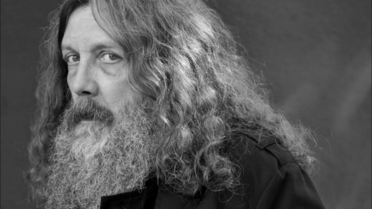 Alan Moore Criticizes Frank Miller’s Work As “Sub-Fascist”, Portrayal Of Batman ‘The Dark Knight