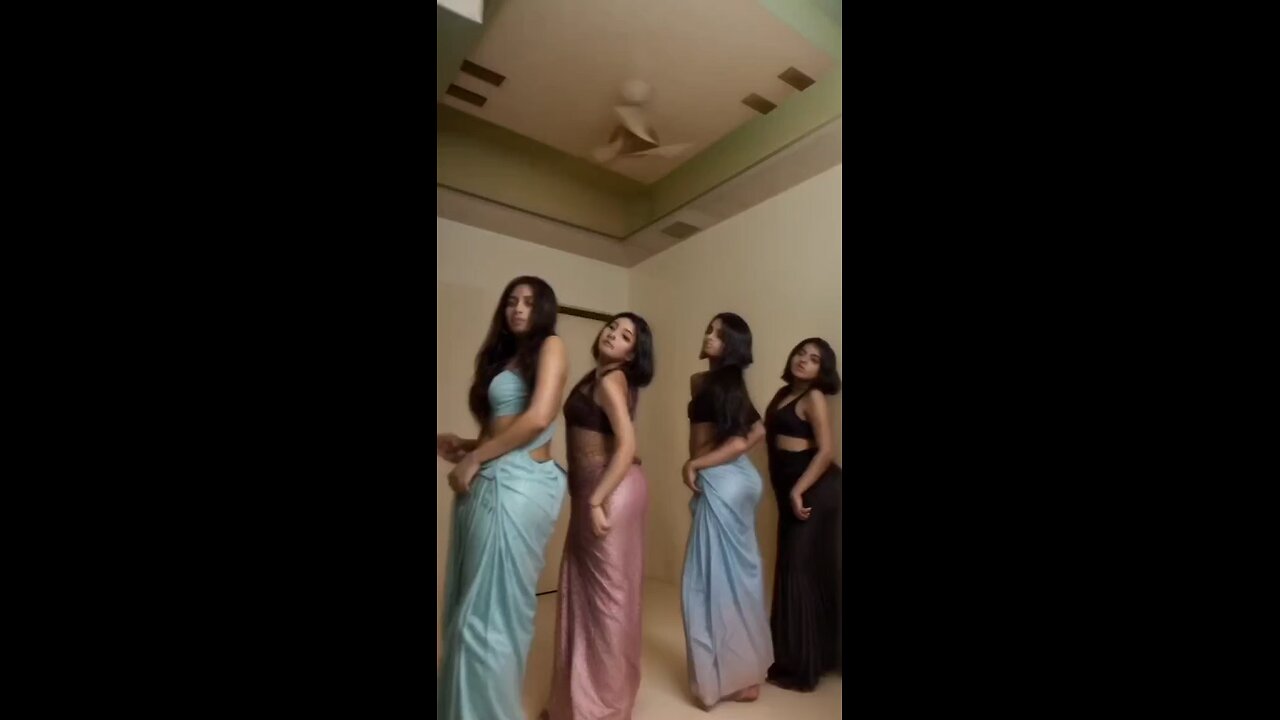 hot bold sexy indian girls ass