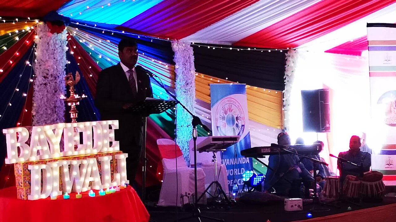 SOUTH AFRICA - Durban - King Goodwill Zwelithini hosts Diwali celebrations (Video) (jFa)