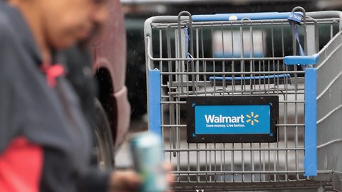 Walmart Will Stop Selling Guns And Ammunition To People Under 21