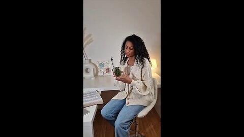 Let's Chat - Benefits Of The Word | Lunch Break W/ Cindy Mezas Ep 2