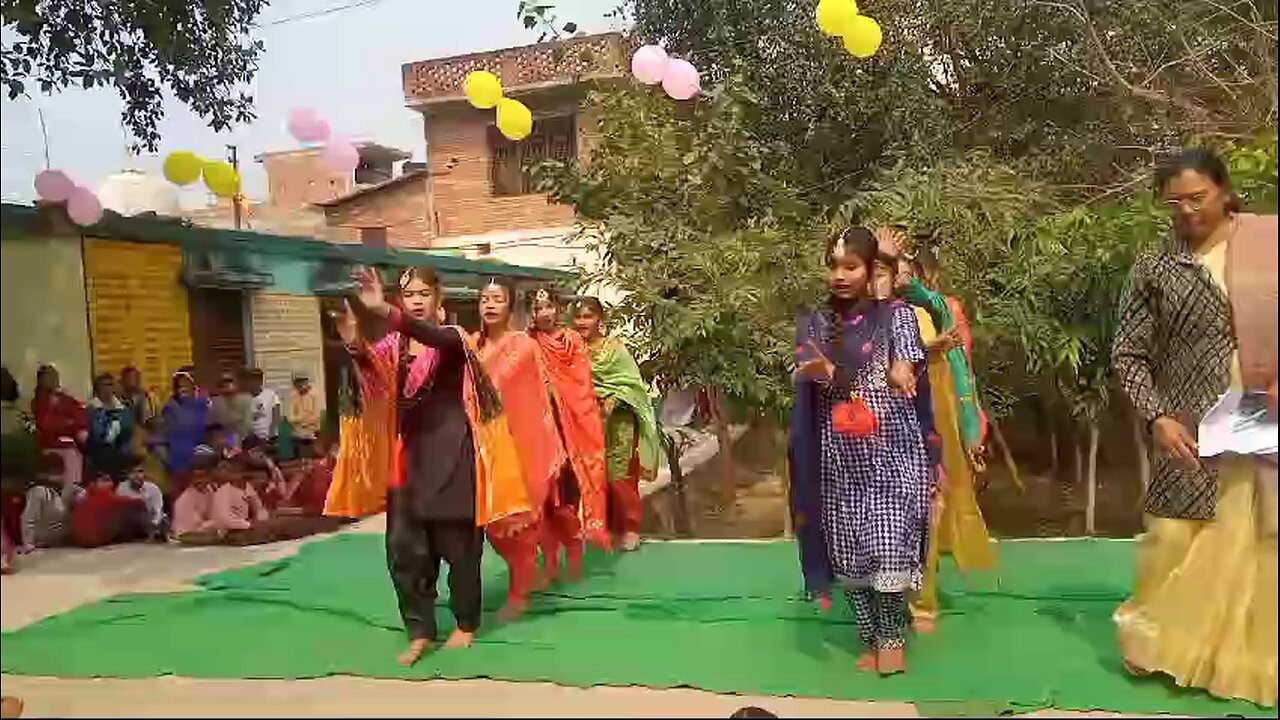 बच्चों का शानदार प्रदर्शन