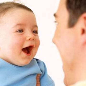 Baby knows how to speak at 6 months