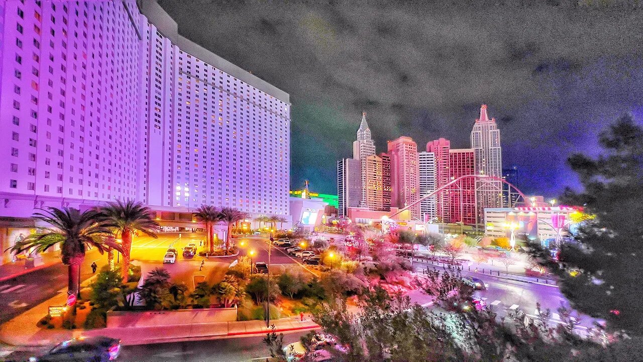 🔴 WATCH LIVE - A Very DEAD main Vegas strip!? 1080p 60fps