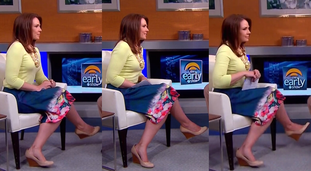 👑 Erica Hill May 27 2011