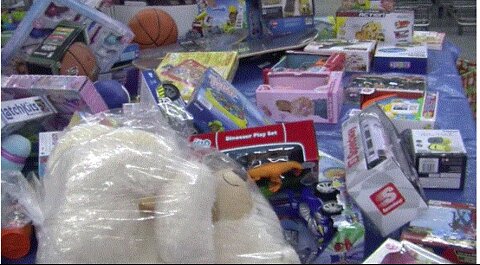 United Way working to make holiday bright for Martin Co. children