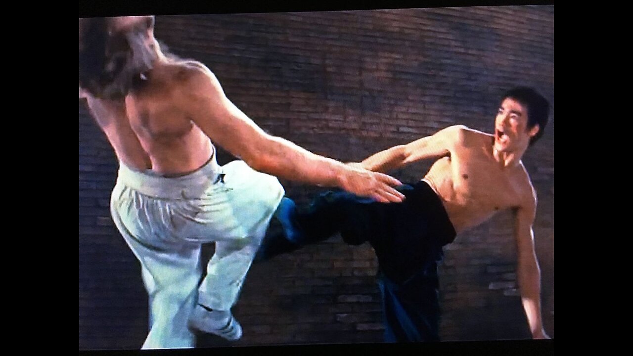 Cross kick Studio Films Bruce Lee way of Dragon