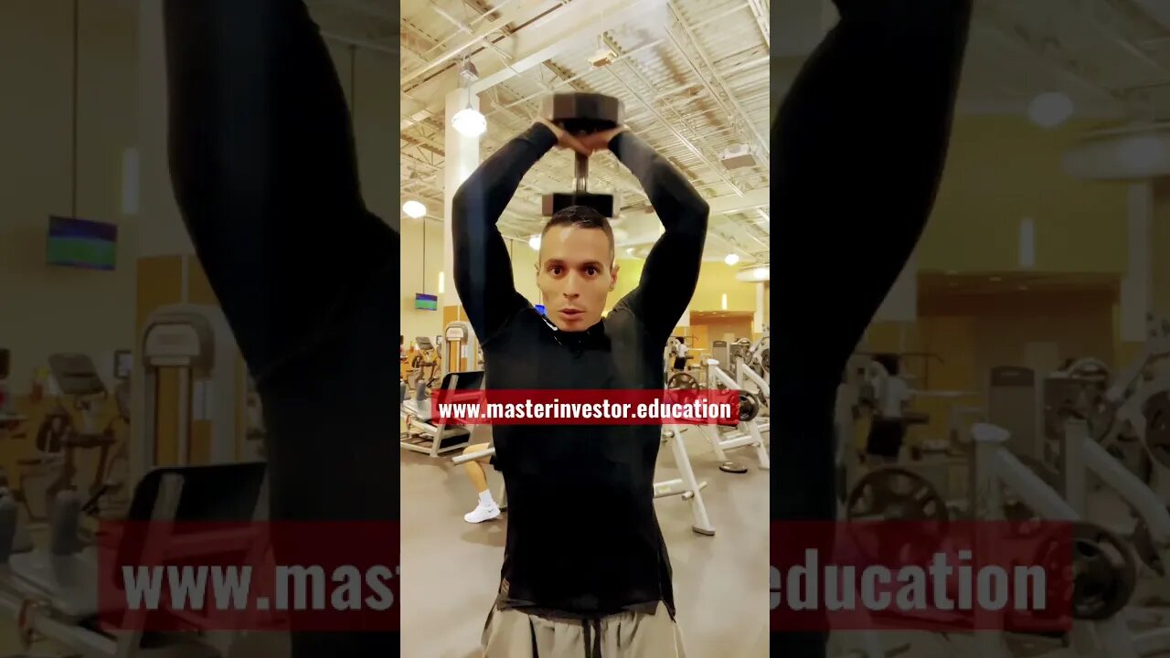 Build muscle with ease and create passive income! MASTER INVESTOR #shorts #business