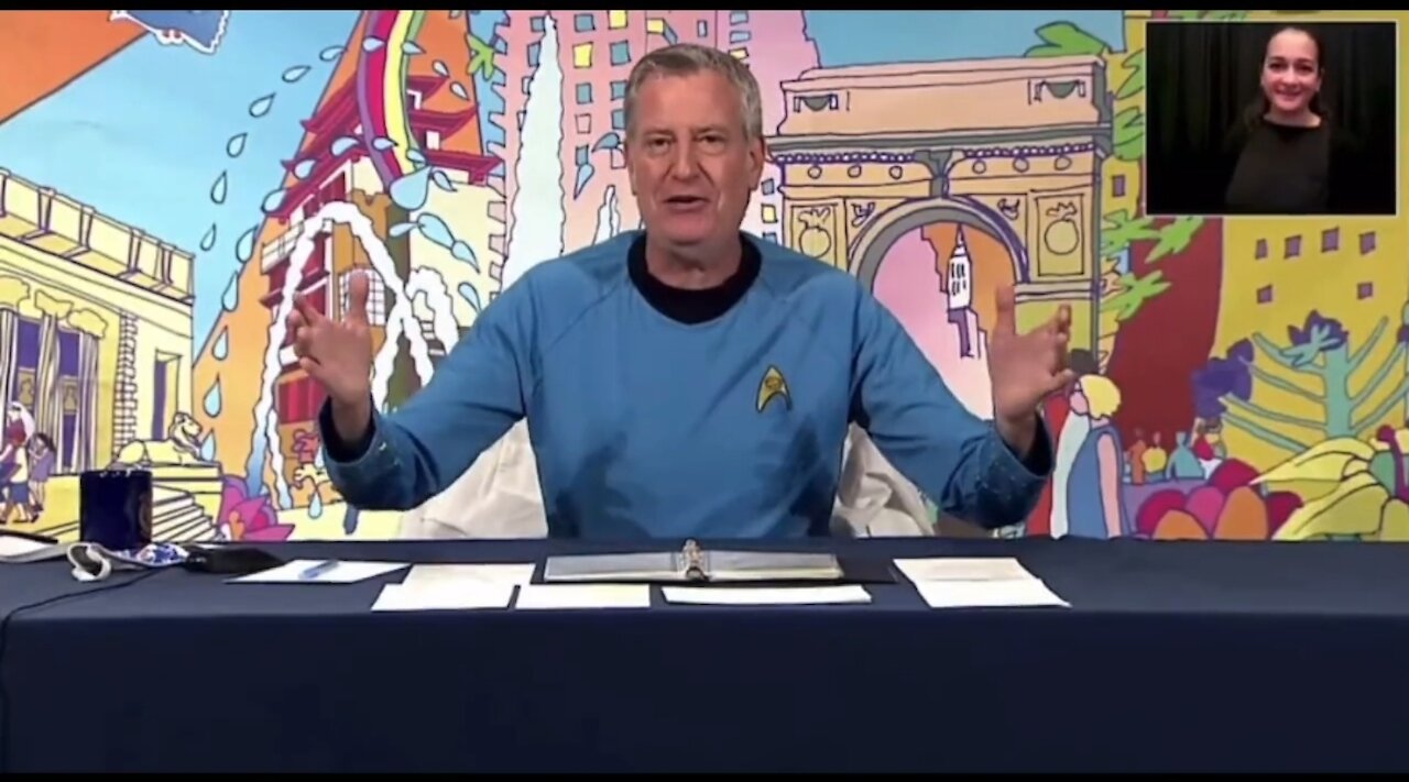 NYC Mayor Says His Halloween Costume Is a 'Homage to Captain Kirk' But He’s Dressed as Spock