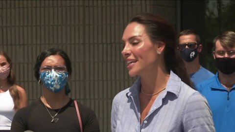 Gym owners and patrons: "We are essential"