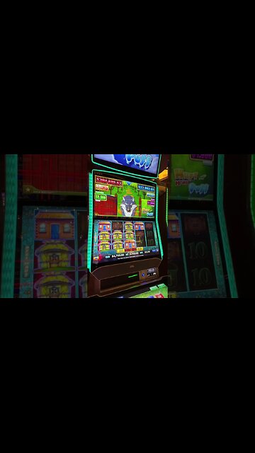 Don't Celebrate Early!! #casino #slots #gamingshorts