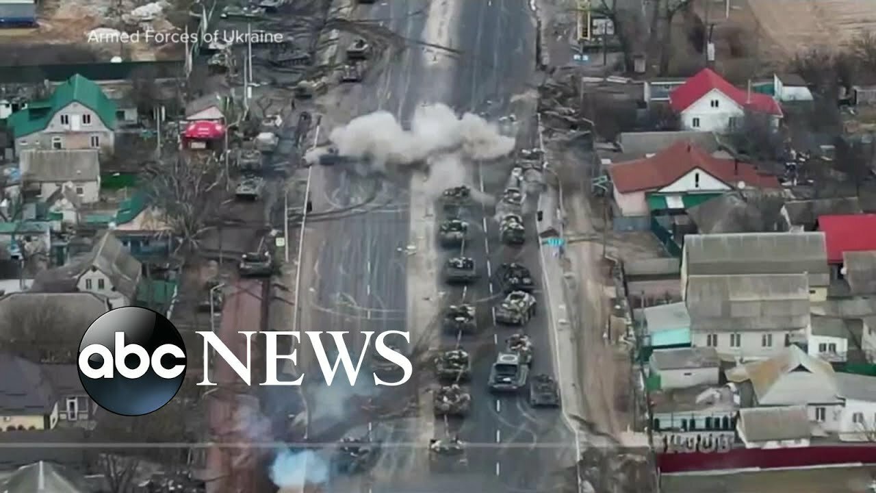 Russian tanks, armored vehicles ambushed outside Kyiv