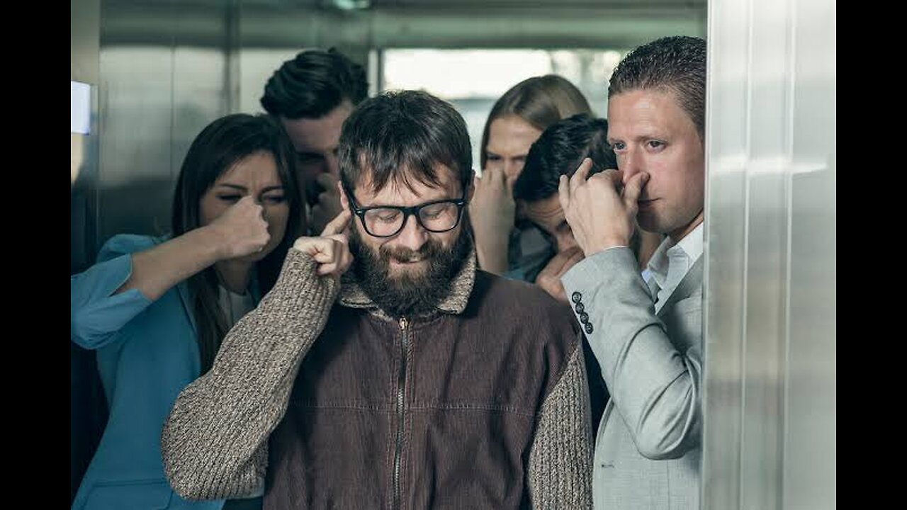 Bro looked back like nothing happened 😂😂