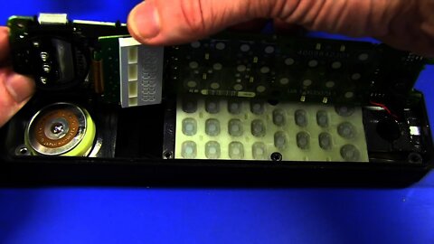 EEVblog #243 - Vintage Brick Mobile Phone Teardown