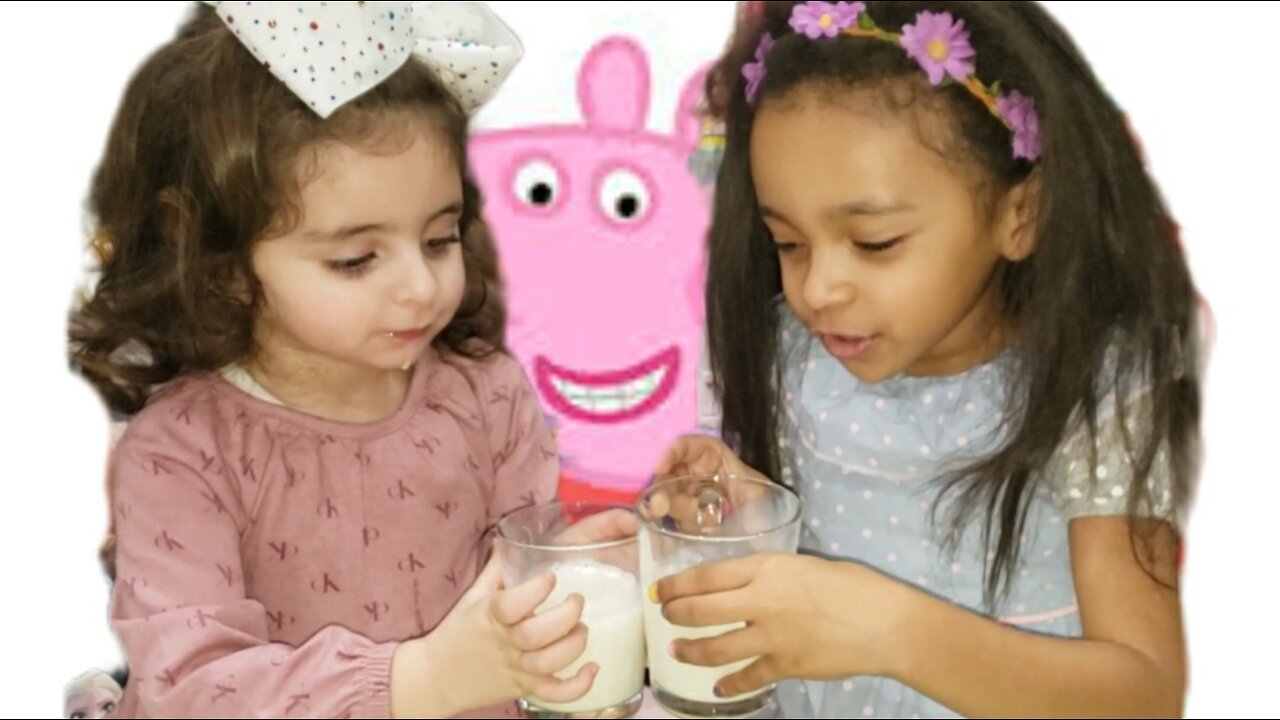 Two Little Girls 👧👧 open Peppa Pig Toys and eat Peppa Pig Candy 🍬 😋