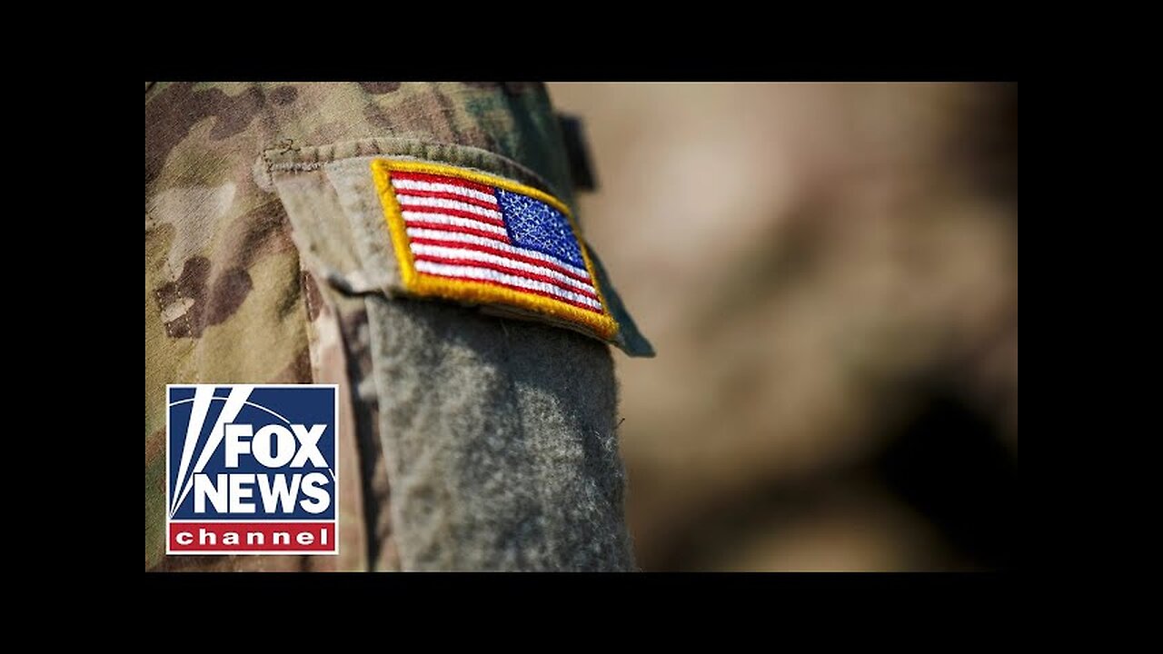 900 US troops being deployed to Middle East