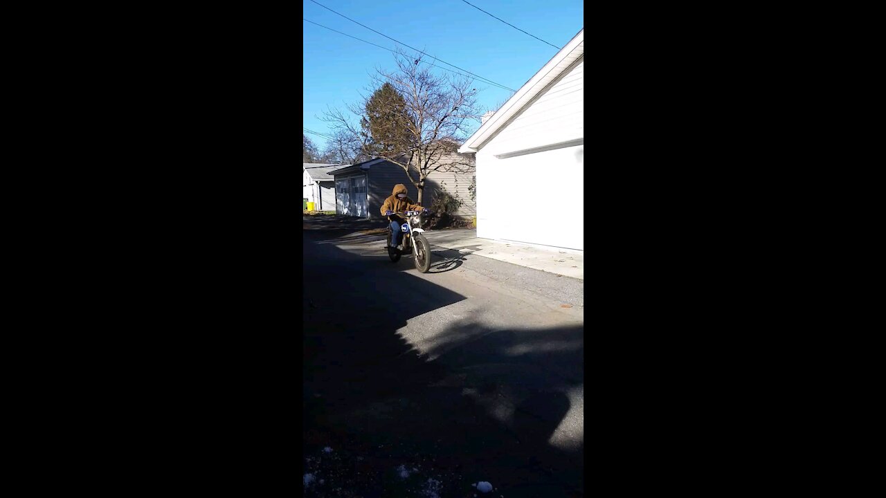 Jake on the 175 yamaha enduro