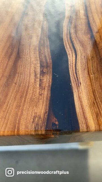 EPOXY TABLE with clear epoxy