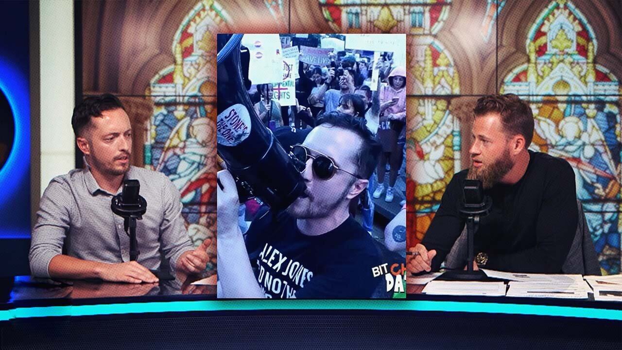 Journalist Trolls Abortion Party Wearing Alex Jones Was Right T-Shirt