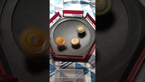 fafnir eclodiu geral #batalhadebeyblade #beyblade #beybladeburst