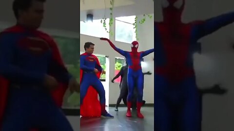 DANÇANDO HOMEM-ARANHA, BATMAN E CAPITÃO AMÉRICA NA LIGA DA ALEGRIA, LIKE