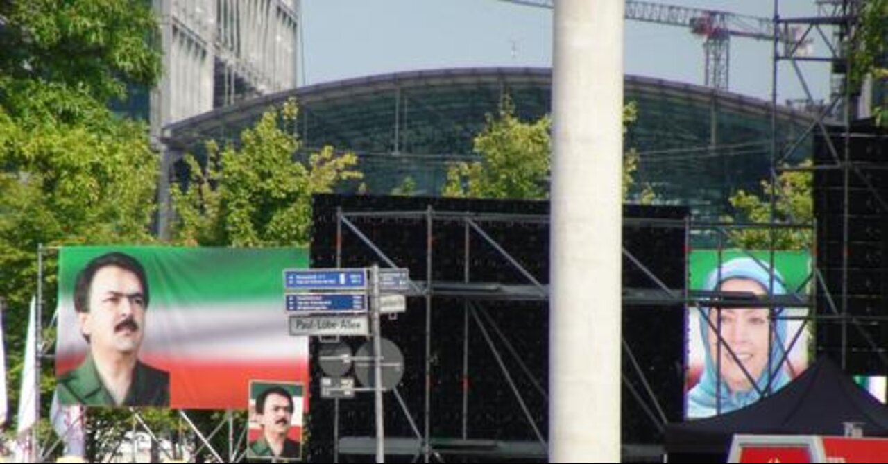 Demokratie-Diktatur in Deutschland - Rüdiger Hoffmann live aus Berlin 23.07.2022