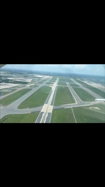 Near Miss of Cessna 172 and Boeing 757 During Takeoff