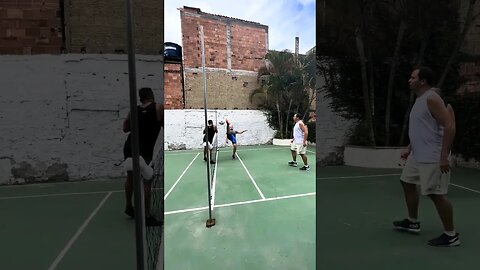 Mais lances do futetênis! #futebol #futevôlei #futmesa