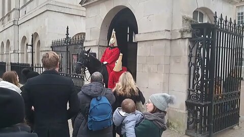 Make way for the kings guard #horseguardsparade