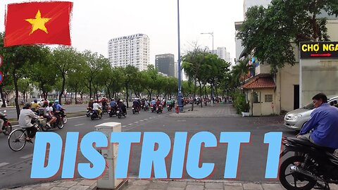 Exploring District 1 in Saigon Vietnam 2023 🇻🇳