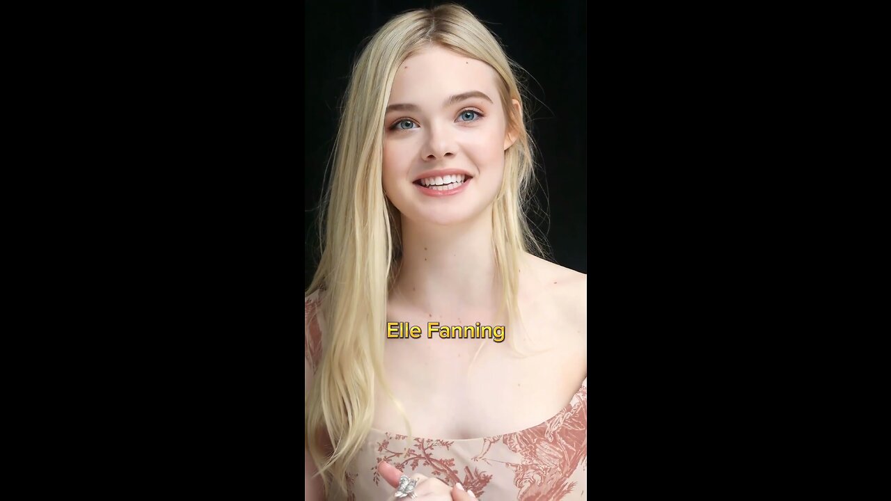 Top 10 most beautiful young Hollywood actress.