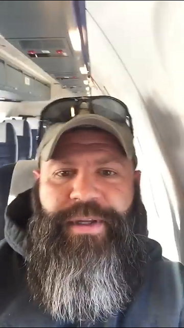 (2)Marine Who Told Brutal Truth About “Muslim Ban” Got Kicked Out of Iraq