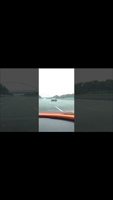 🤌 Bugatti Veyron Vitesse vs Koenigsegg Agera R vicously brutal streetrace to extreme speeds!