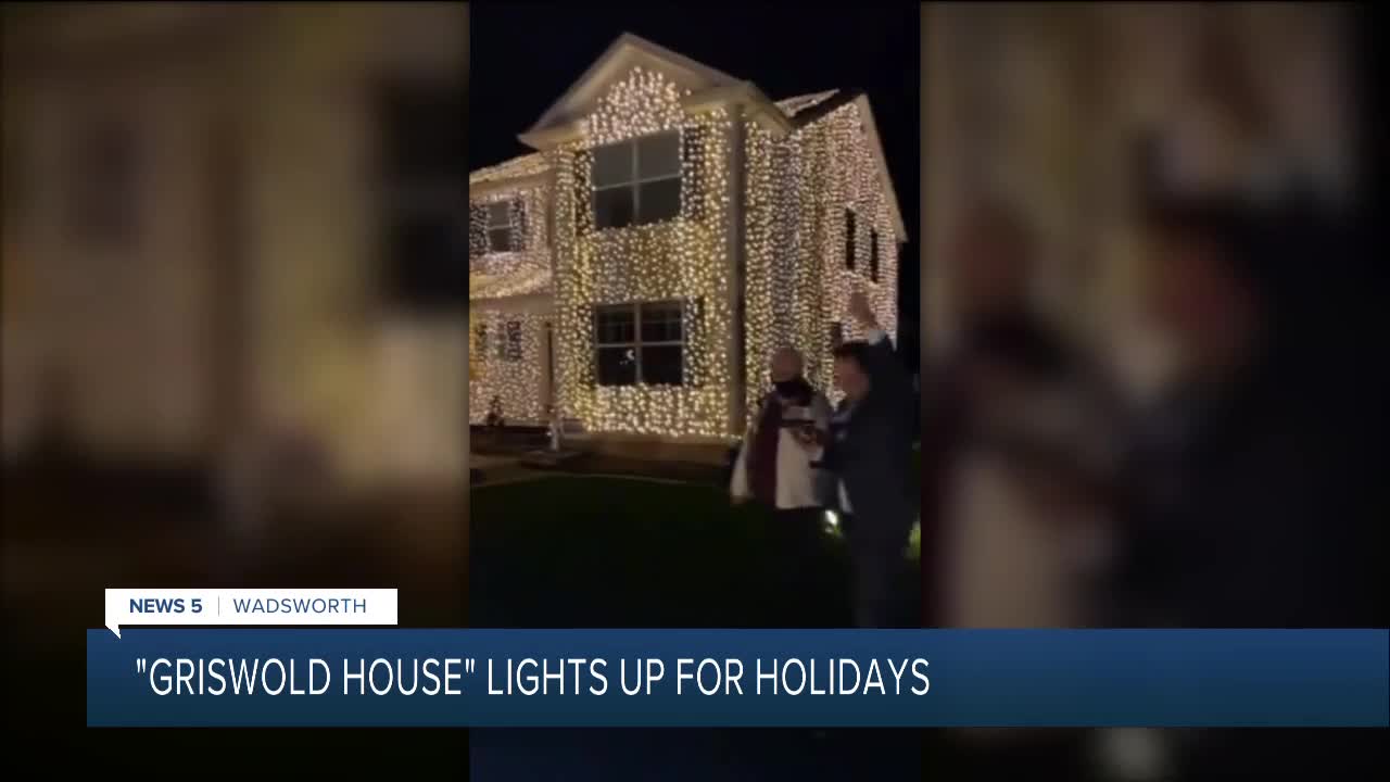 Popular 'Griswold house' in Wadsworth lights up for 2020 holiday season