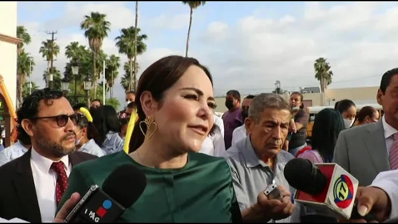 12 DE MAYO APOYO A ESCUELAS