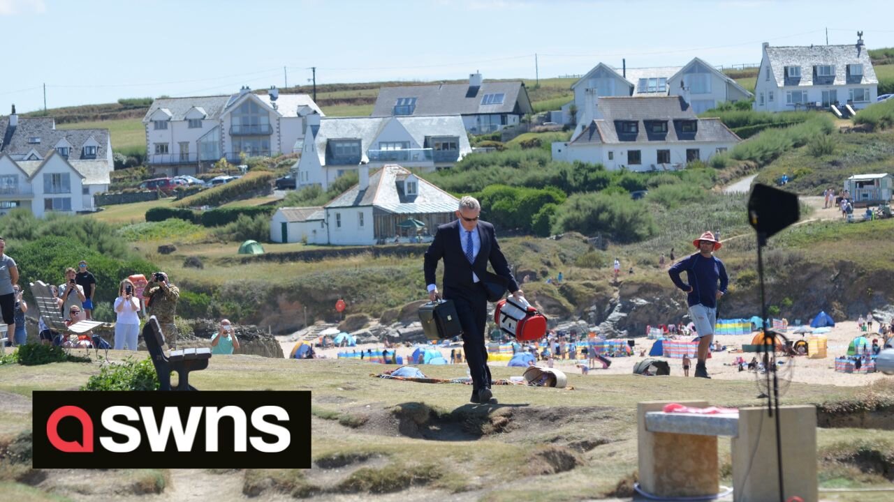 Video shows Doc Martin cast and crew completing last ever scenes in Port Isaac