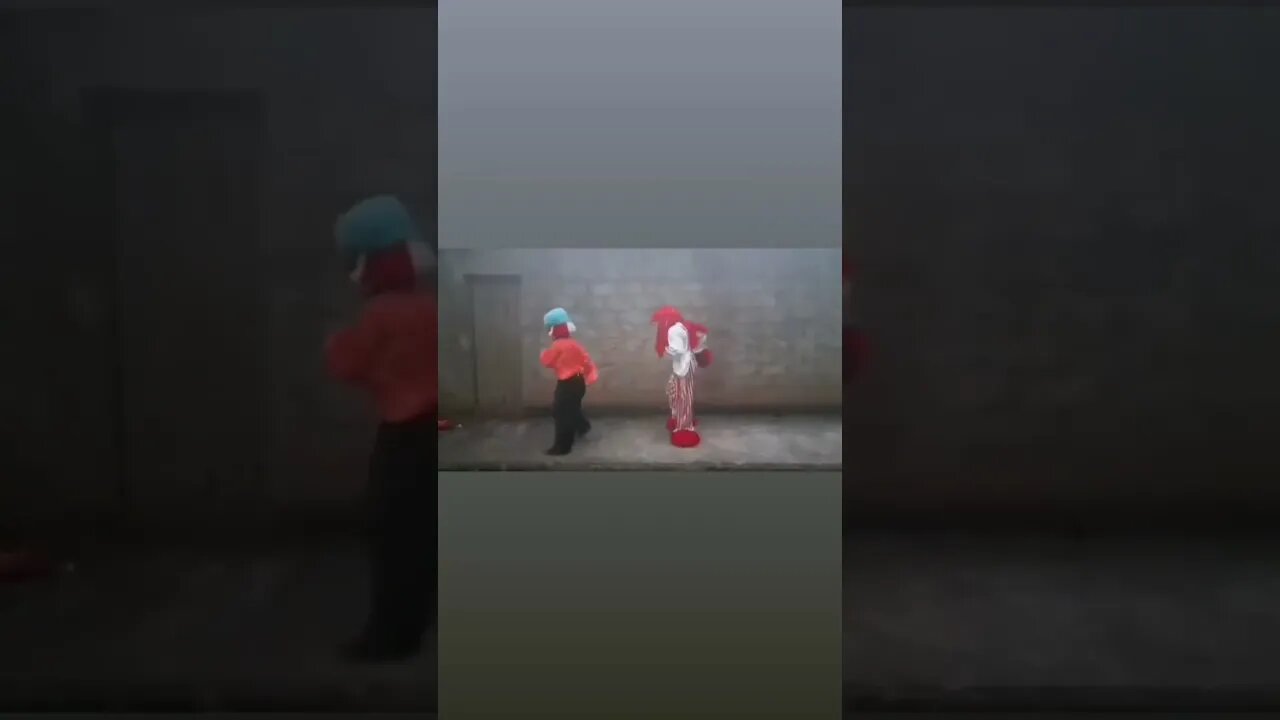 FOFÃO DANÇANDO NA CARRETA DA ALEGRIA E BEM PERTINHOS DAS CRIANÇAS, LIKE