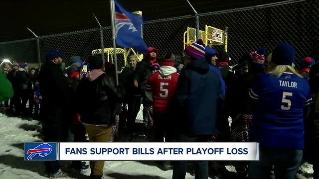 Warm welcome for Bills after playoff loss