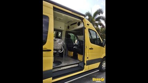 Very Low Mileage 2017 Mercedes-Benz Sprinter 2500 Diesel Mobile Hair Salon Truck for Sale in Florida