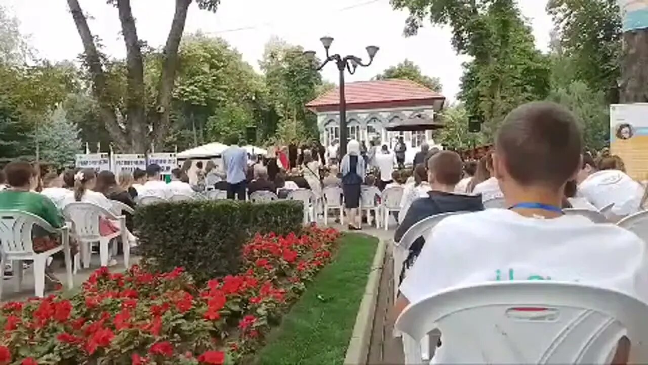 Evidențierea 37:22 – 42:22 de la Jonathan Jackson Identitate virtuală versus identitate reală